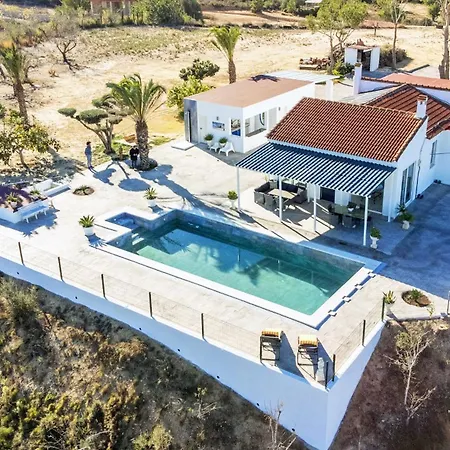 La De Luz Villa *